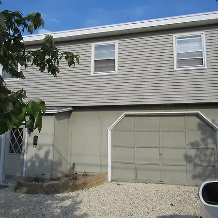 Lagoon Front Home In Harvey Cedars